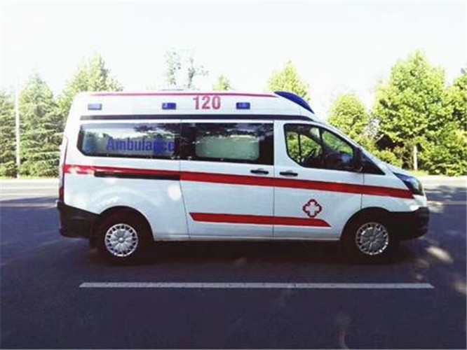 卢龙救护车出租服务案例6