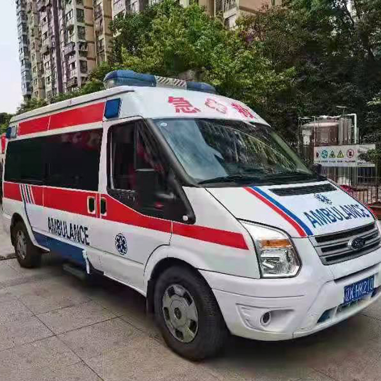 卢龙长途救护车护送病人返乡